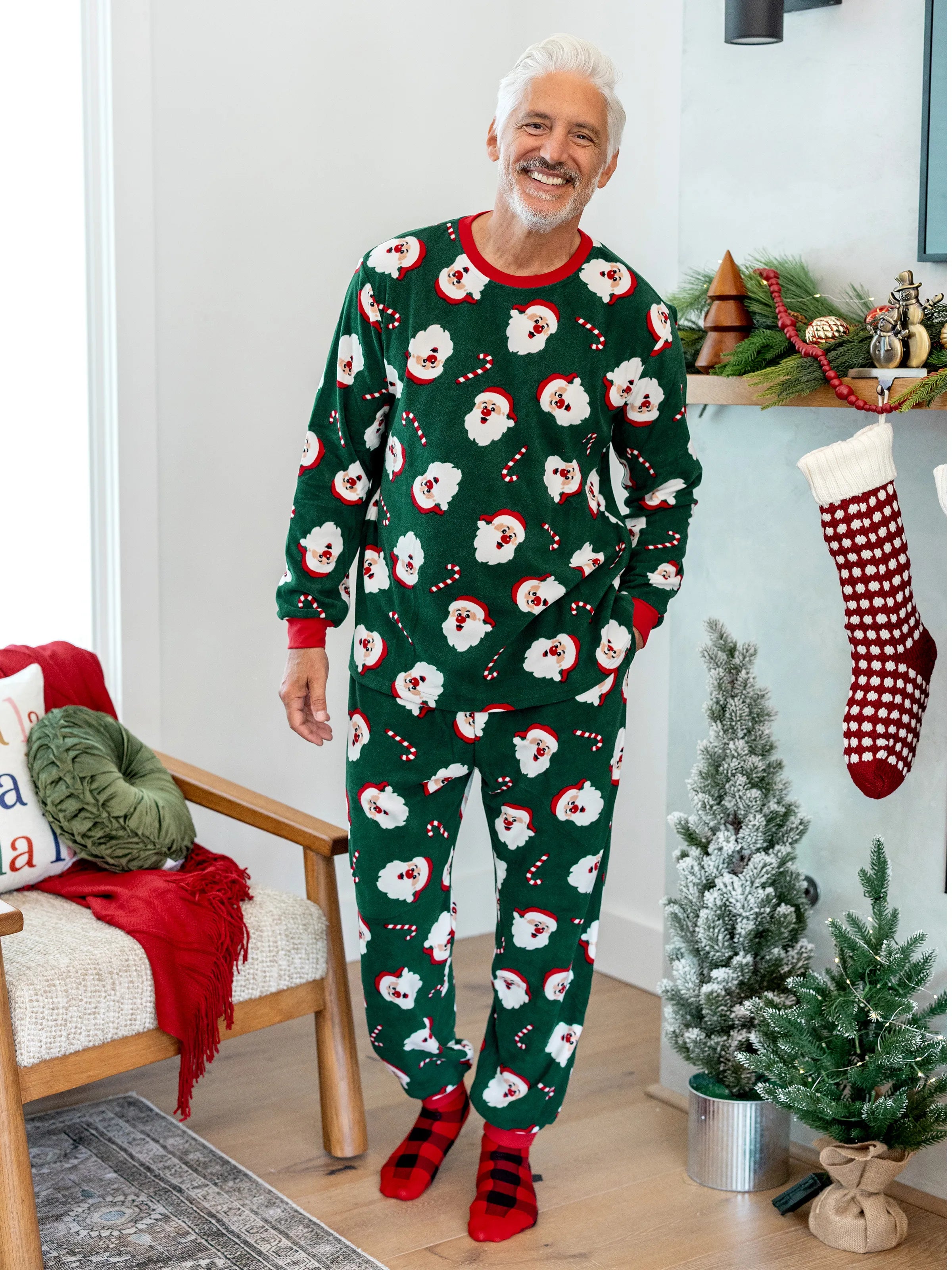 Weihnachts - Pyjama - Set für die ganze Familie – Weihnachtsmann Dunkelgrün - Seoul Glow